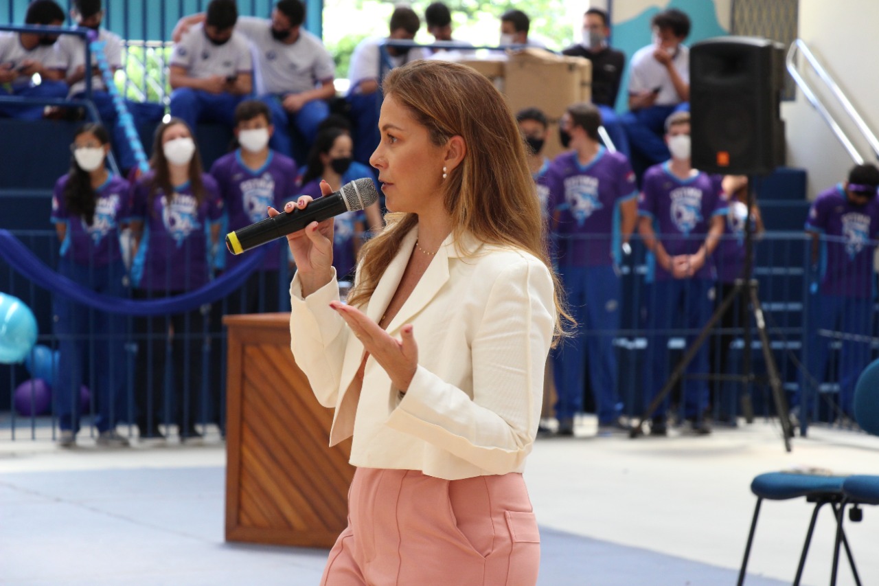 Debate estudantil recebe a presença da Diretora da Escola Judiciária Eleitoral (TRE/RN), Ticiana Nobre