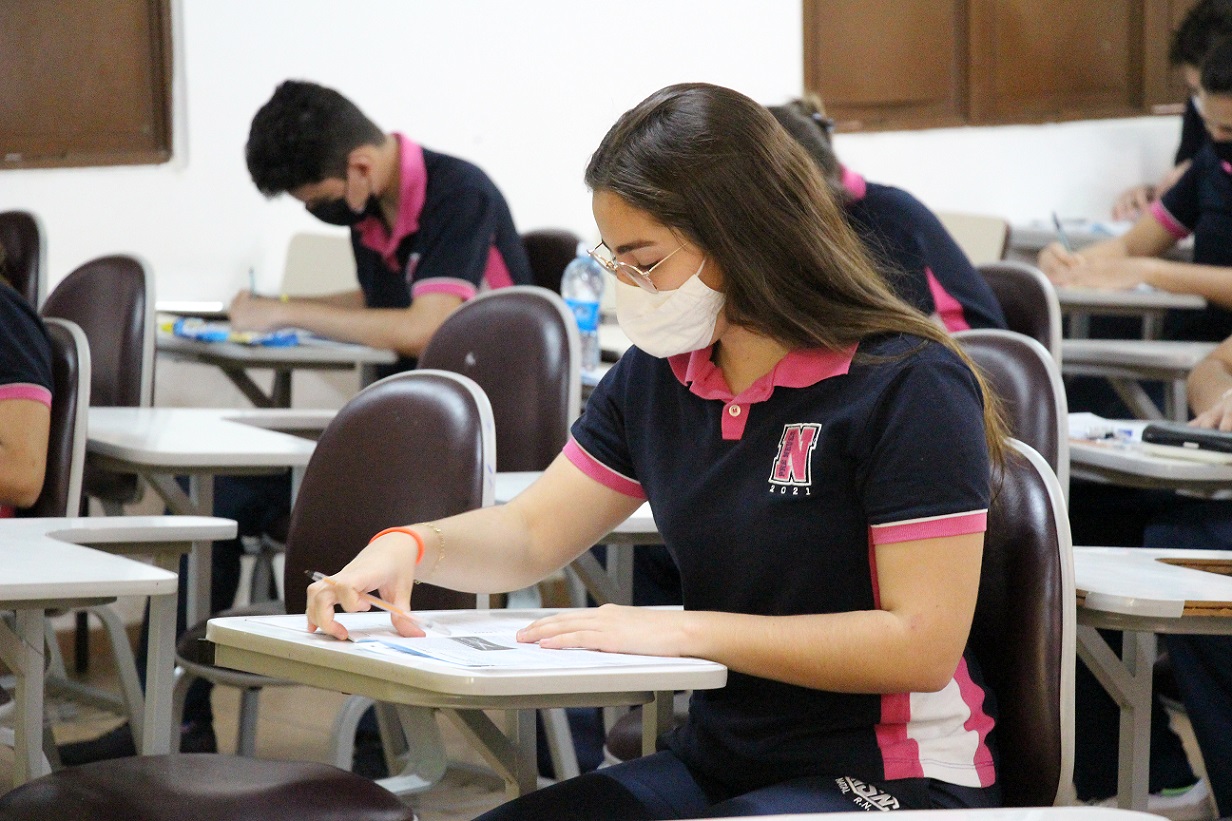 A poucos dias do Enem, professores orientam estudantes sobre estudos e outras atividades