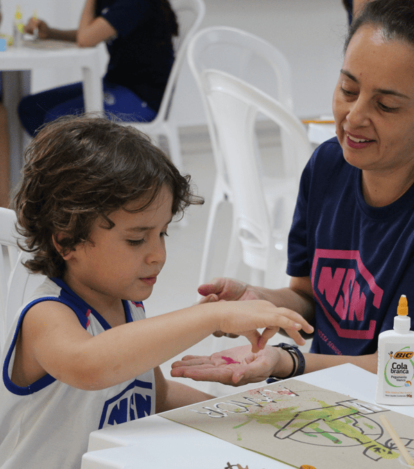 Projeto "Talentos & Imaginação" inspira estudantes com vivência artística e sensorial