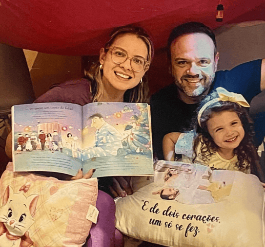 Literacia Familiar fortalece vínculos e incentiva o gosto pela leitura na Educação Infantil do Colégio das Neves