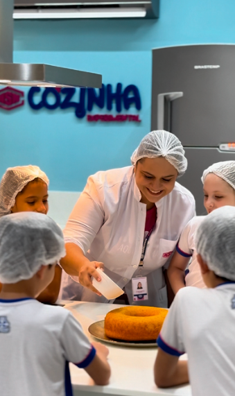 Colégio das Neves inaugura Cozinha Experimental e transforma alimentação em aprendizado