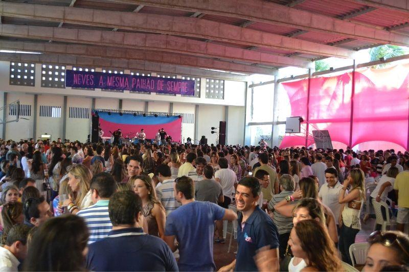 FESTA #SEMPRENEVES CELEBRA REENCONTRO DE EX-ALUNOS