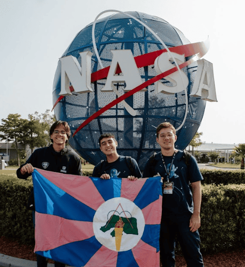 Estudantes do Colégio das Neves participam de imersão científica no Kennedy Space Center